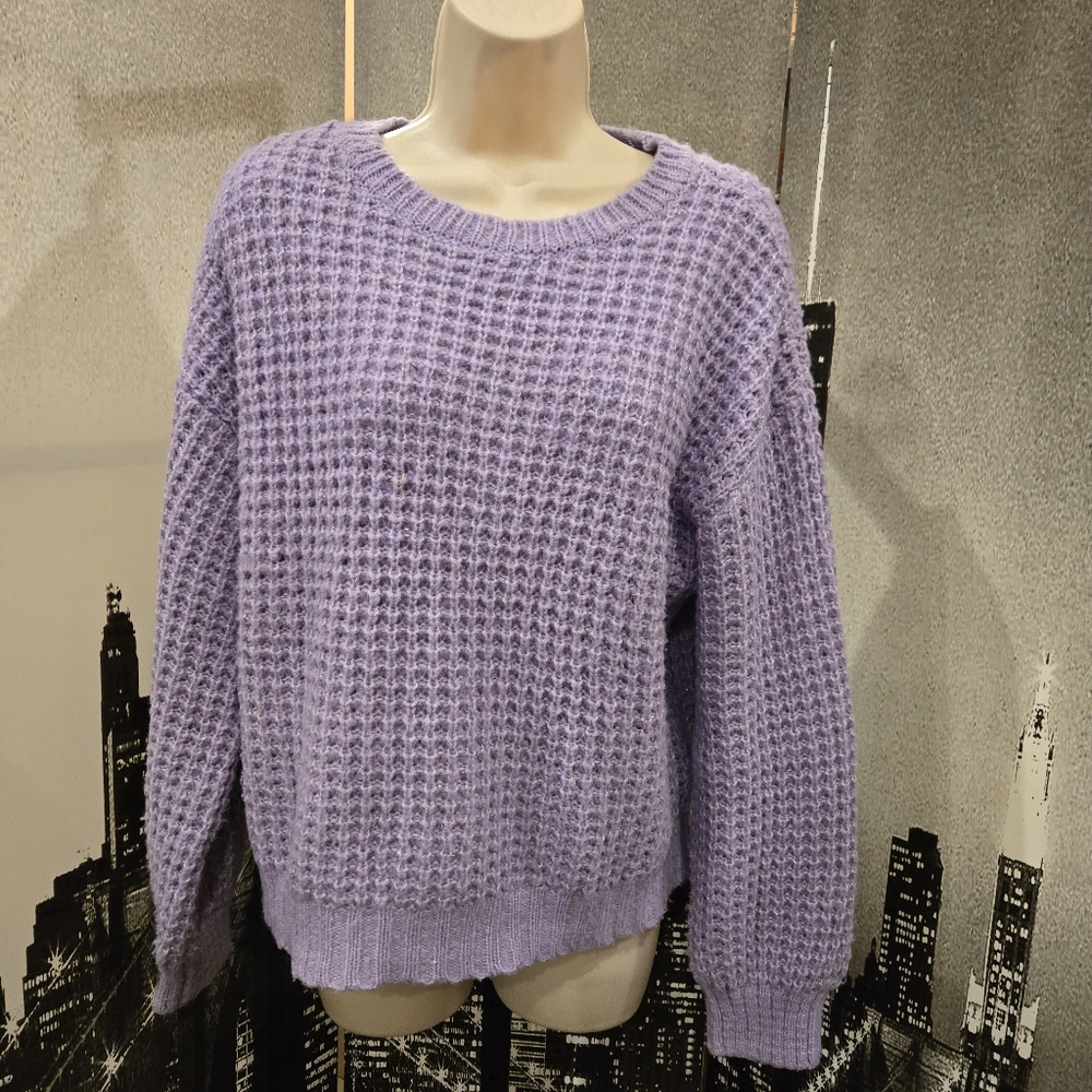 99 Jane Street size Medium lavendar with metallic sweater
